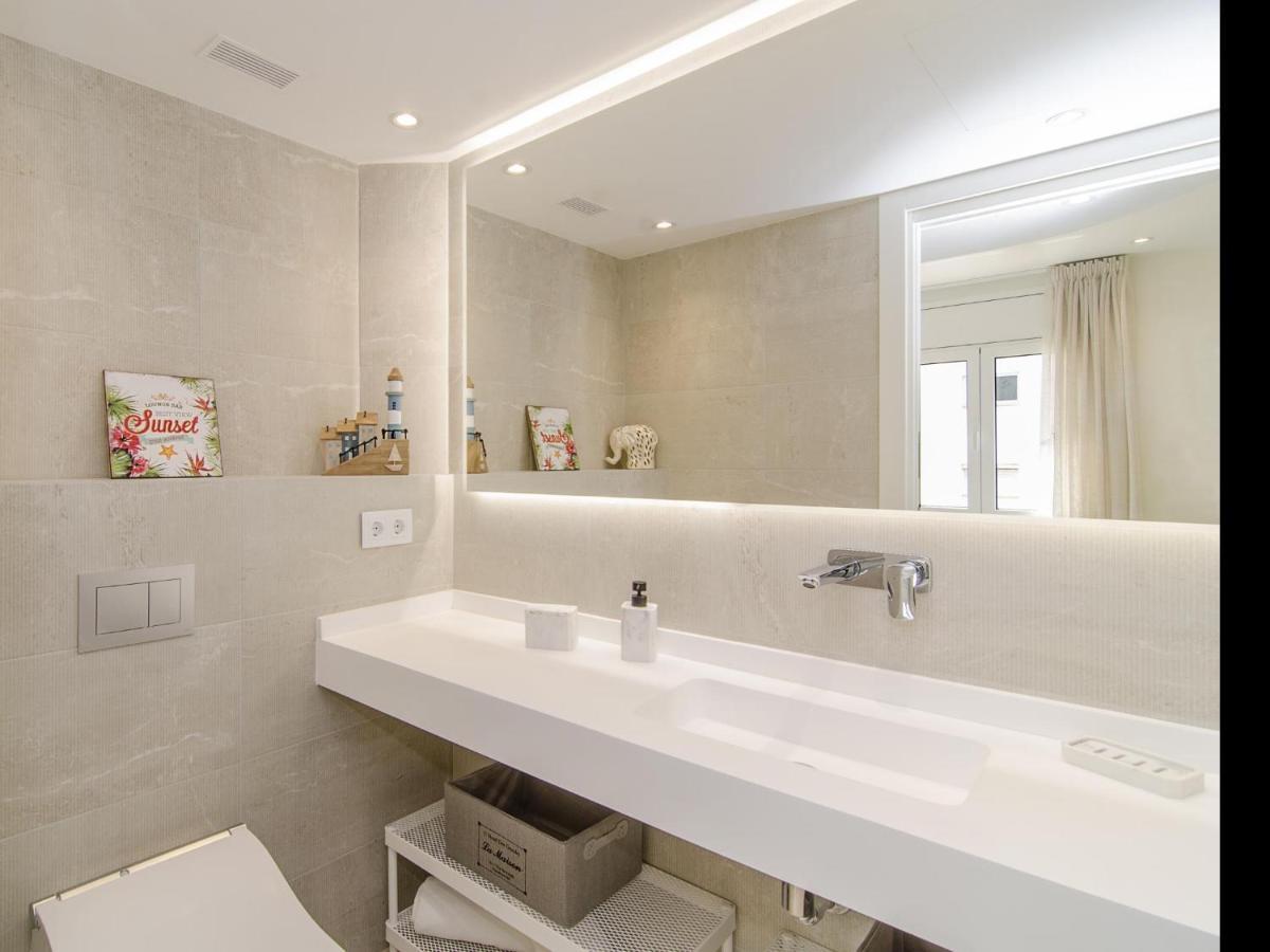 Sitges Spaces Oasis Suites- 4 Bedroom, 4 Ensuite Bathrooms, Terrace, Pool, Sitges Centre Exteriér fotografie