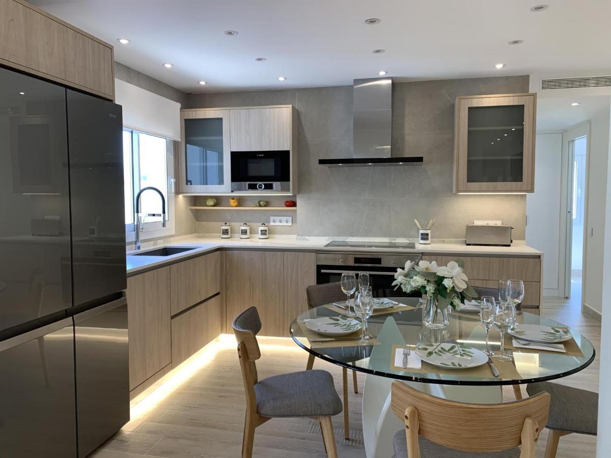 Sitges Spaces Oasis Suites- 4 Bedroom, 4 Ensuite Bathrooms, Terrace, Pool, Sitges Centre Exteriér fotografie