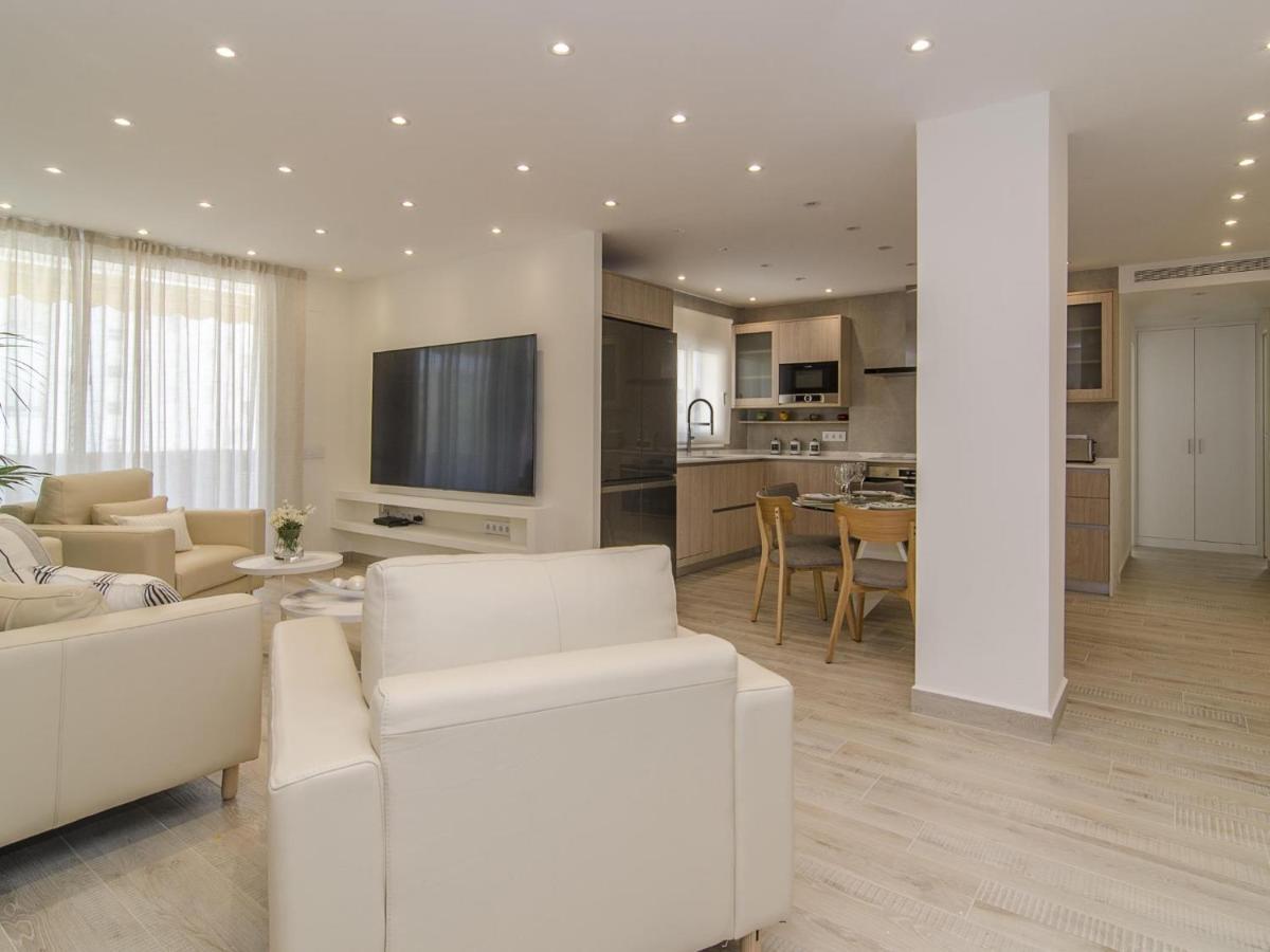 Sitges Spaces Oasis Suites- 4 Bedroom, 4 Ensuite Bathrooms, Terrace, Pool, Sitges Centre Exteriér fotografie