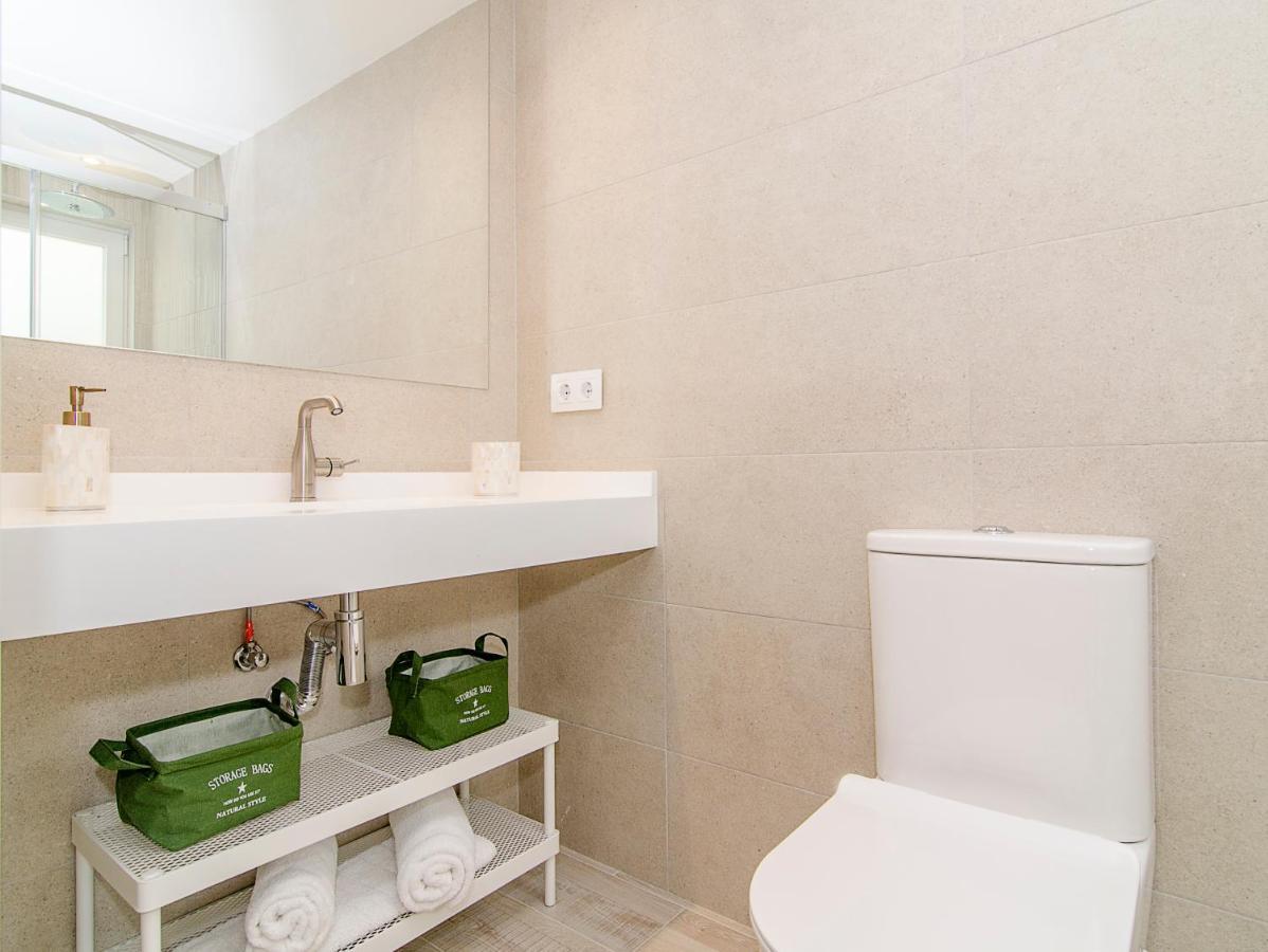 Sitges Spaces Oasis Suites- 4 Bedroom, 4 Ensuite Bathrooms, Terrace, Pool, Sitges Centre Exteriér fotografie