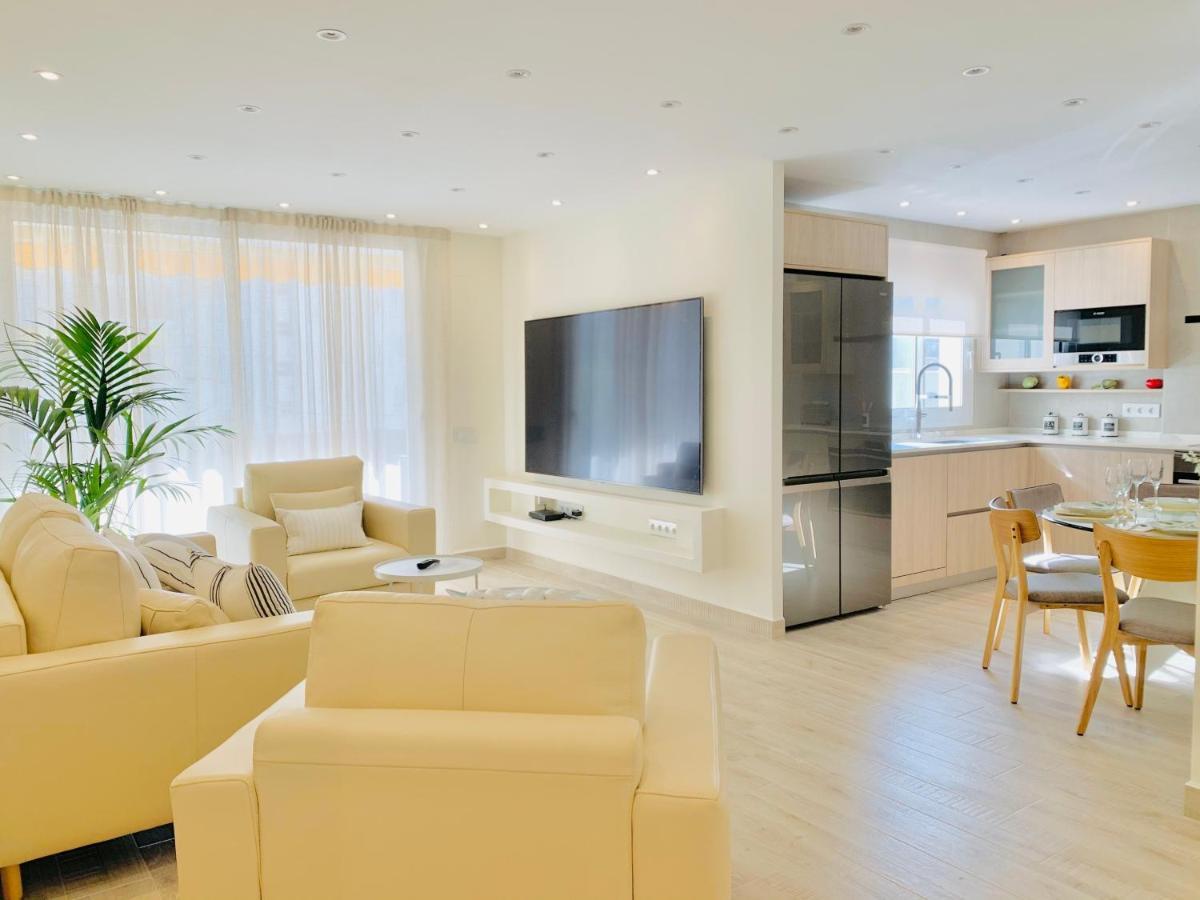 Sitges Spaces Oasis Suites- 4 Bedroom, 4 Ensuite Bathrooms, Terrace, Pool, Sitges Centre Exteriér fotografie